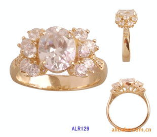 禮品工藝品與珠寶首飾零售 匠心與情感的完美融合